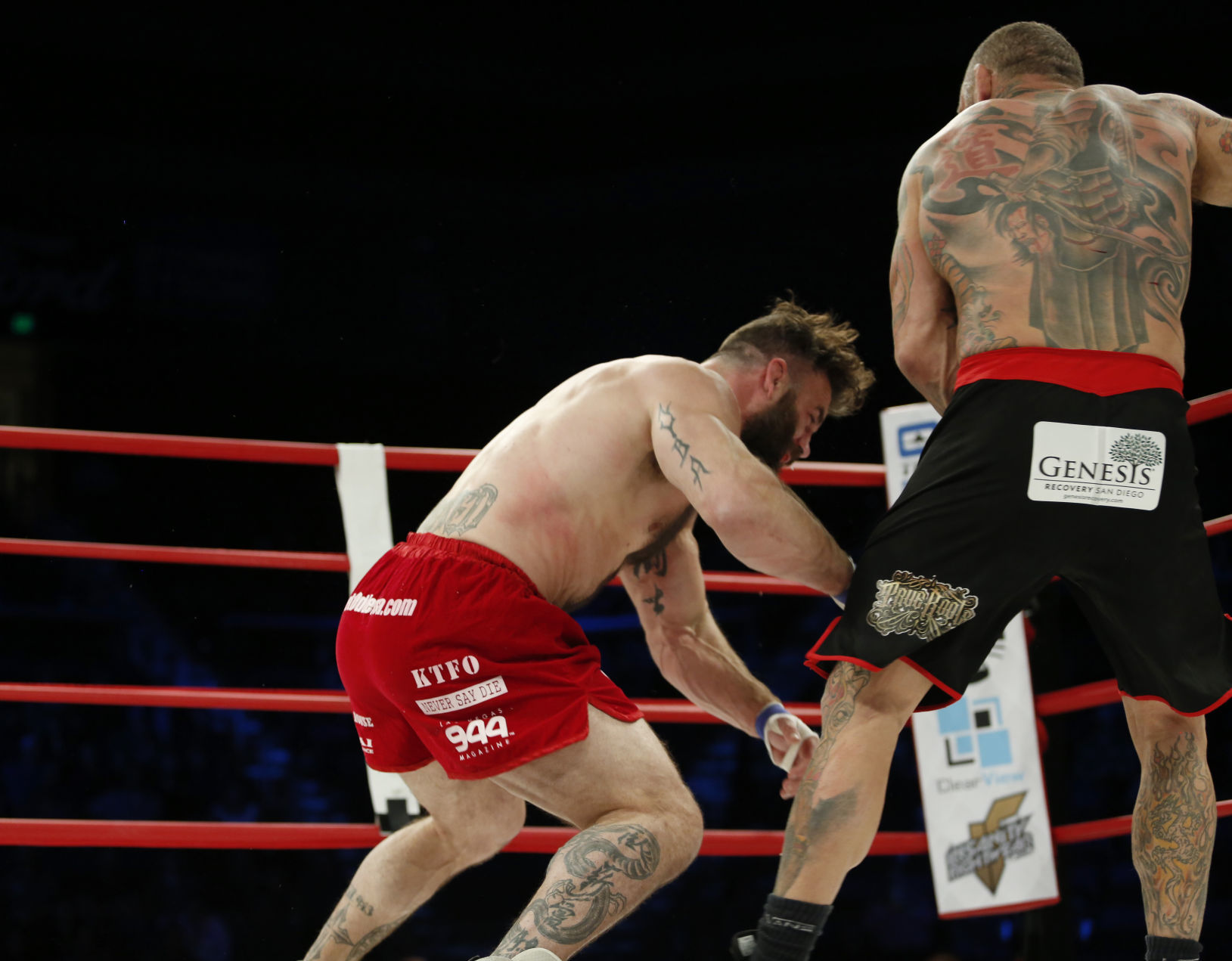 Bare-knuckle fighting